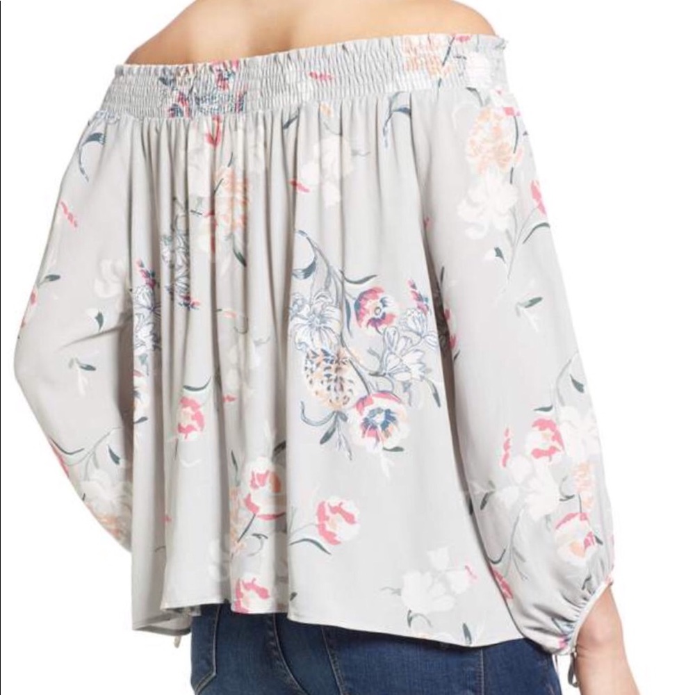 ASTR The Label Off the Shoulder Grey Blouse - Picture 4 of 5